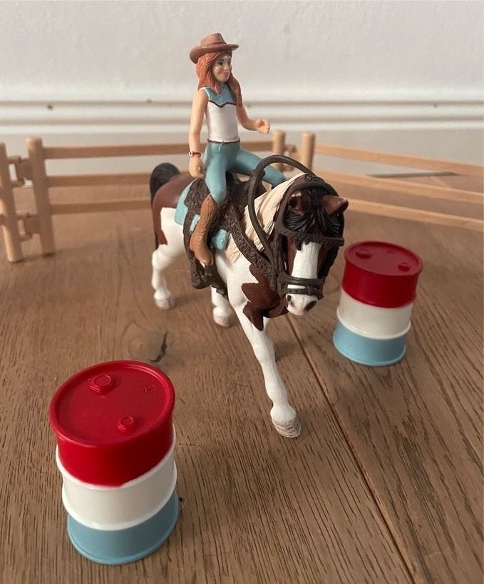 Schleich Horse Club 41417 Barrel Racing mit Cowgirl in Tangstedt 