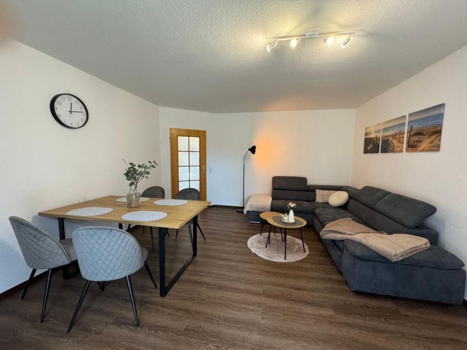 Zent. gelegenes Ferienhaus Tamko / Monteurwohnung / Langzeitmiete in Rhauderfehn
