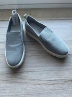 Esprit Halbschuhe Slipper Schlüpfschuhe in Gr. 41 *NEU* Nordrhein-Westfalen - Willich Vorschau
