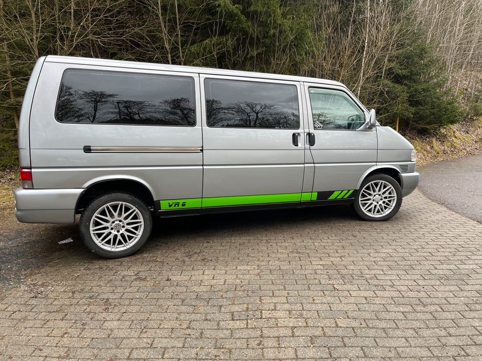 VW T4 Caravelle TÜV 02/26 mit Standheizung in Neuhaus