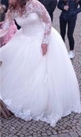 Brautkleid Prinzessin Gr.38 Ivory Spitze Schnürung Diadem Schleie Sachsen-Anhalt - Tangermünde Vorschau