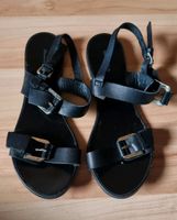 Massimo Dutti Sandalen Leder schwarz Gr. 37 Nordrhein-Westfalen - Minden Vorschau