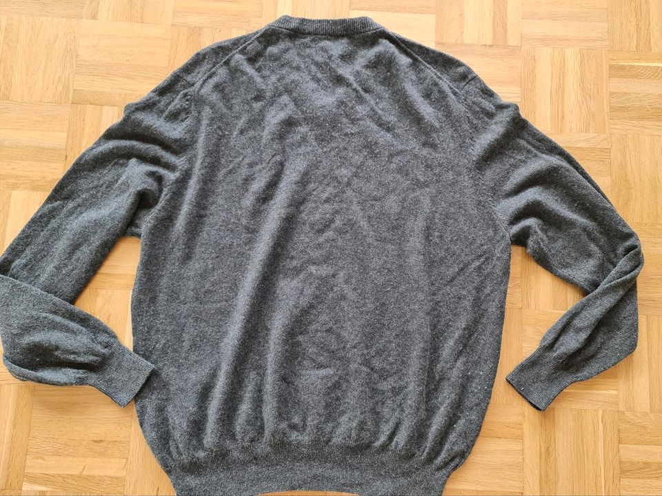 Pullover grau  55% Seide/45% Kaschmir Gr.52 in Erding