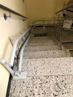 Treppenlift  1,5 Monate benutzt  Ab- & Aufbaufirma siehe Text Nordrhein-Westfalen - Kirchhundem Vorschau
