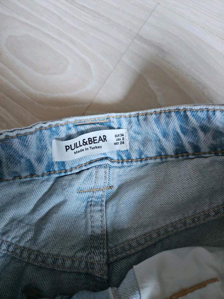 Pull & Bear Cargo Jeans in Bremen