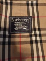 Burberry Damenmantel Beige Größe 40 *GEBRAUCHT* Nordrhein-Westfalen - Neuss Vorschau