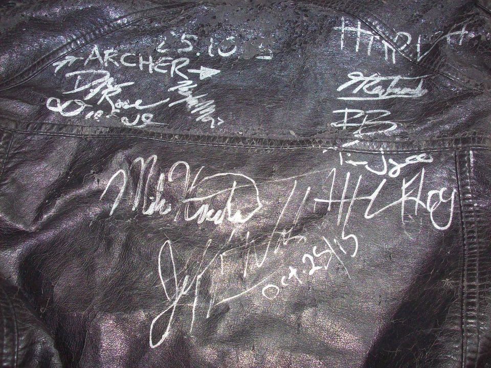 ANNIHILATOR ARCHER HARLOT Autogramme SIGNIERTE KUTTE 2015 METAL in Berlin