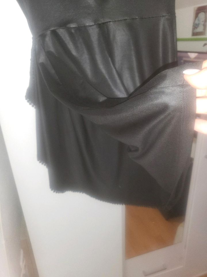 Damen Cocktailkleid Gr.36/38/40 in Neukirchen-Vluyn