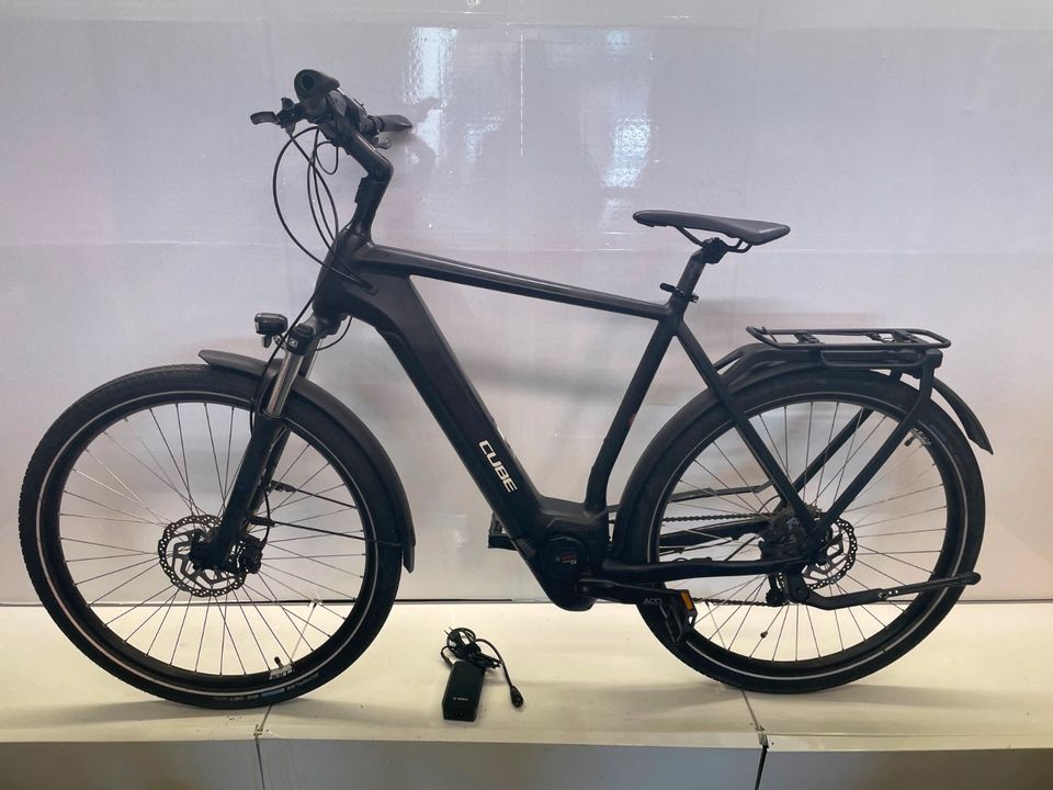 ‼️ CUBE Kathmandu Pro HPA 28" E-Bike 10 Gang Shimano Deore EBike in Wunstorf