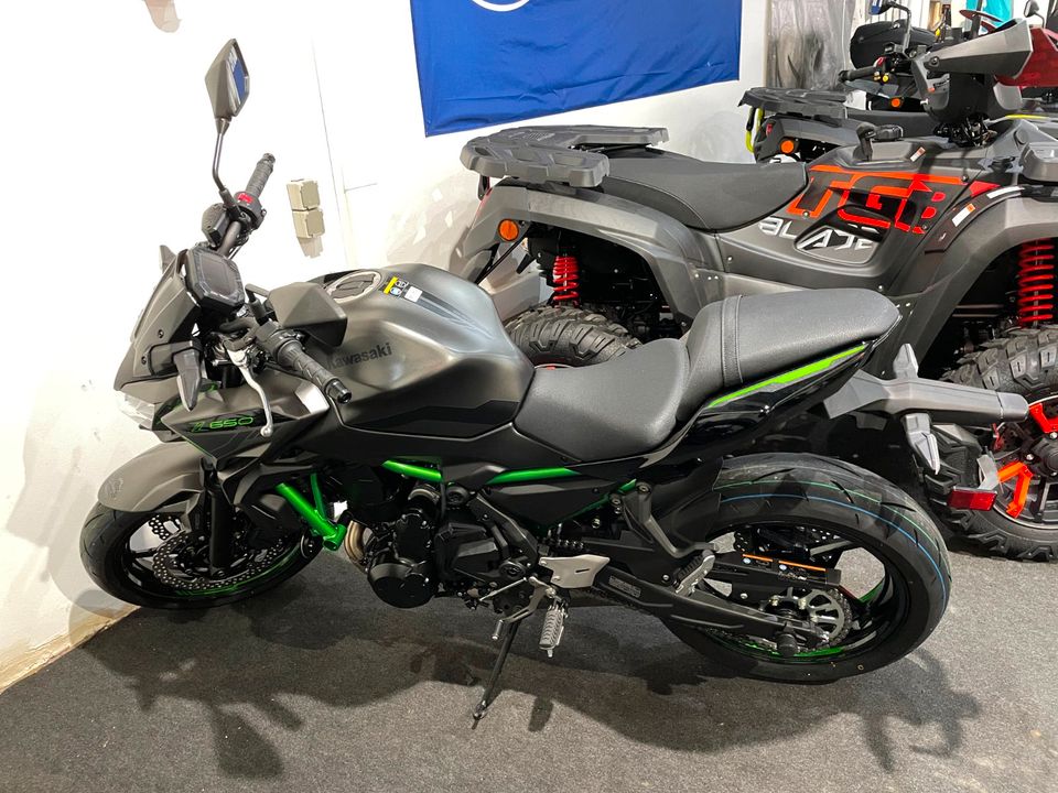 Kawasaki Z 650 Neufahrzeug in Nüdlingen