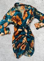 Modisches Damen Kleid / Long Bluse ( Größe S) Baden-Württemberg - Göppingen Vorschau