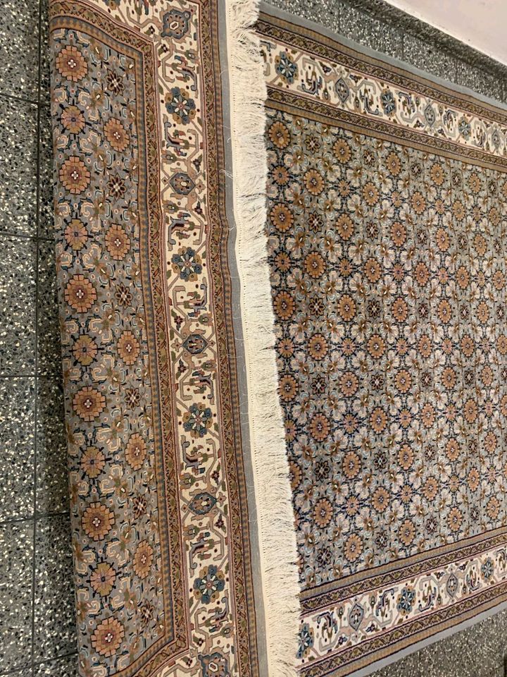 Guterhaltenen indischen handgeknüpften Teppich zu verkaufen!3mx2m in Berlin