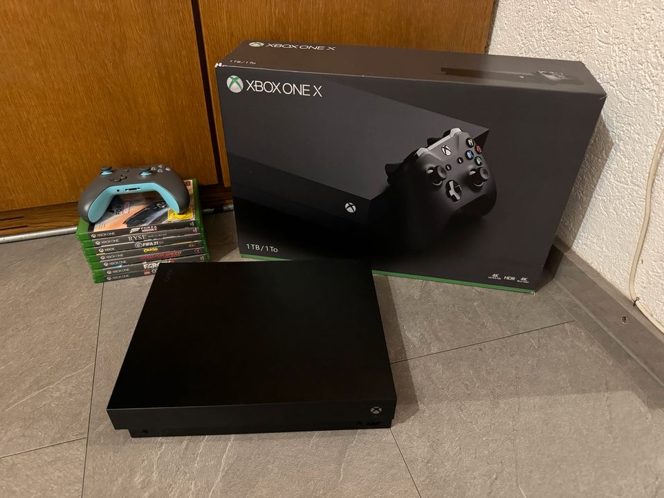 Xbox one X in Marklkofen