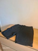 3 Jogginghosen Shorts, Gr L, schwarz & grau Stuttgart - Stuttgart-Ost Vorschau