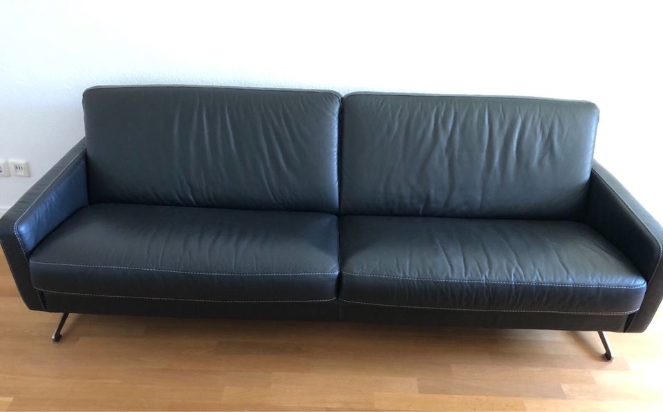 * Ledercouch * Ledersofa Couch schwarz - neuwertig in Frankfurt am Main