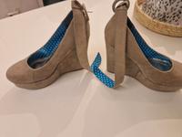 Plateau-Pumps YouTube Spirit 40 beige / grau Baden-Württemberg - Bammental Vorschau