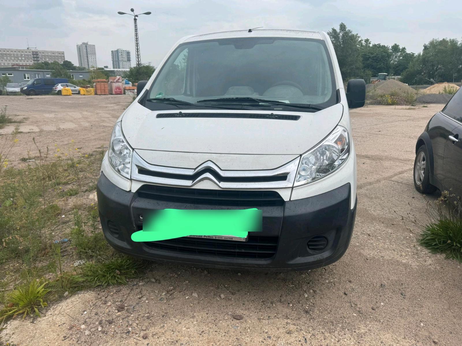Abbildung des Autos Citroen jumpe 2015