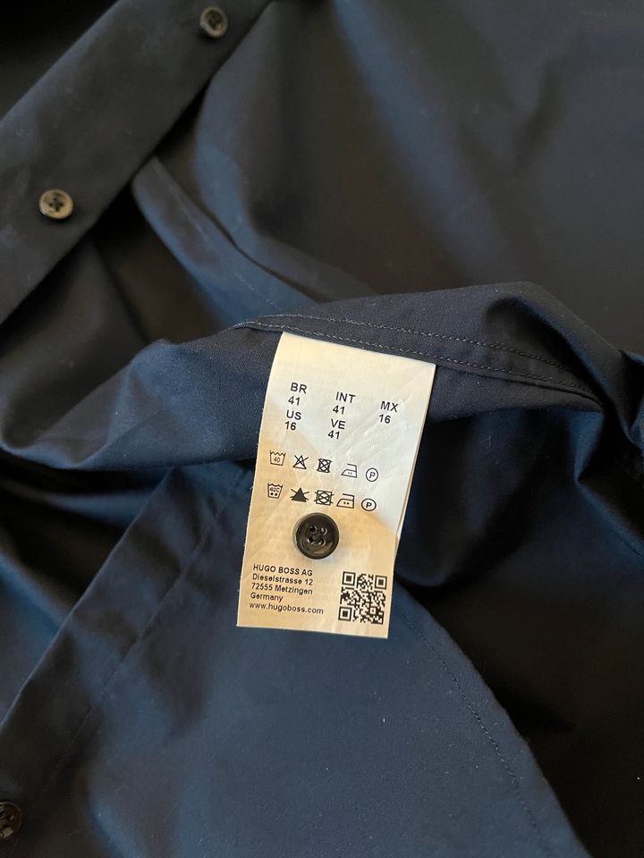 HUGO by Hugo Boss Hemd kurzarm dunkelblau Größe 41 L slim fit in  Hamburg-Nord - Hamburg Uhlenhorst | eBay Kleinanzeigen ist jetzt  Kleinanzeigen