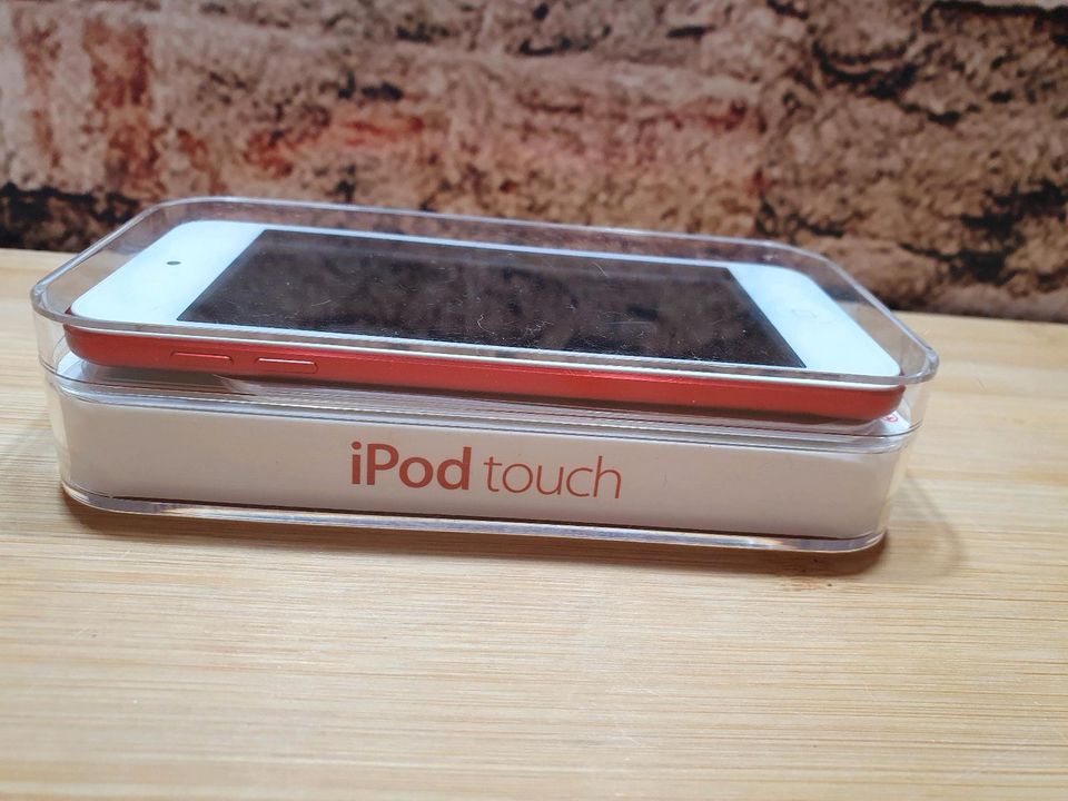 Ipod Touch Generation 5 Produkt Red 32 GB neuwertig in Kiel