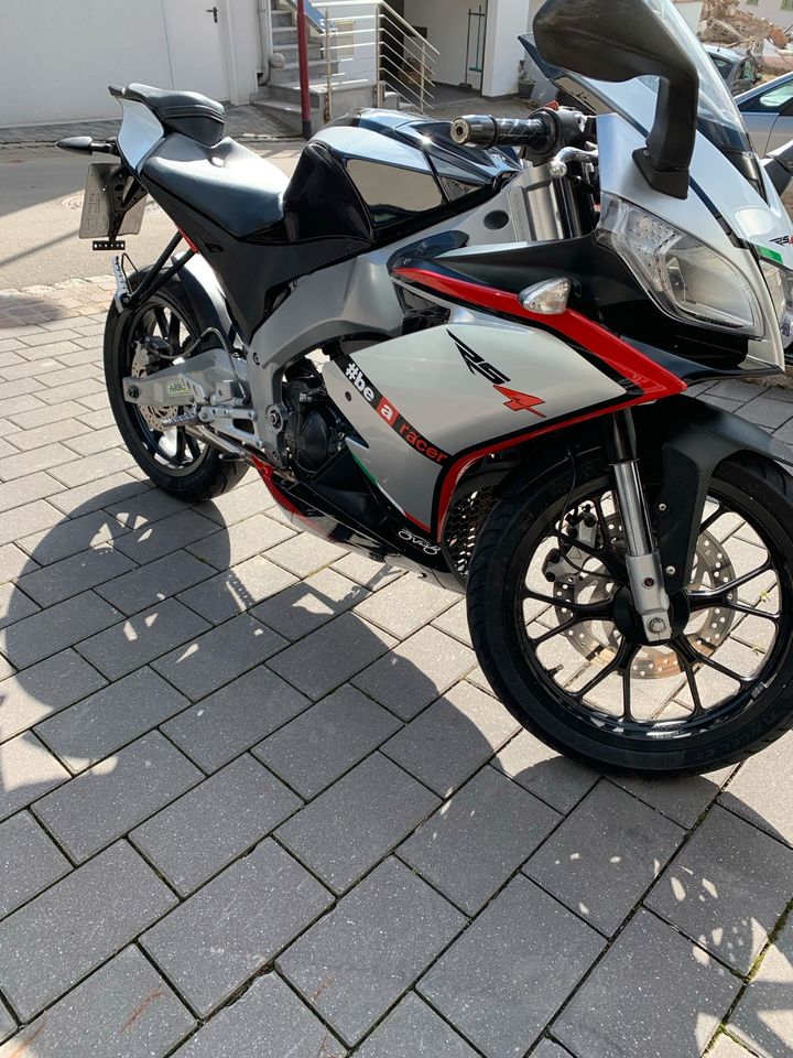 Aprilia RS4 125 TÜV Neu in Haiterbach