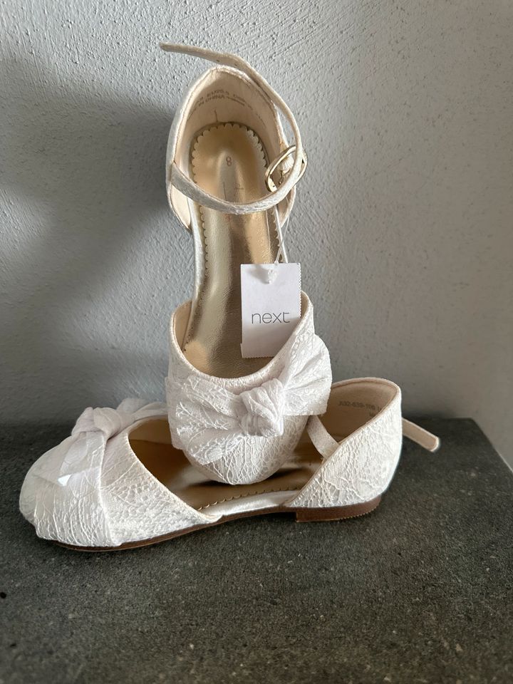 Neu!!!! Festliche Schuhe Ballerinas Gr. 25,5 in Rinteln