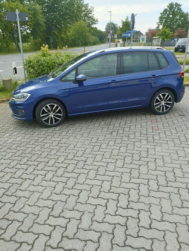 VW Golf "Sportsvan" Join in Bad Kleinen