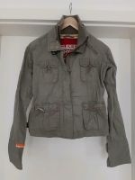 Superdry Jacke super schick & trendy wie NEU Gr.M Niedersachsen - Geestland Vorschau