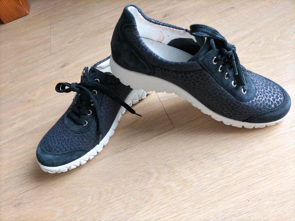 Damen  Sneaker schuhe 37,5 Waldläufer in Lippstadt