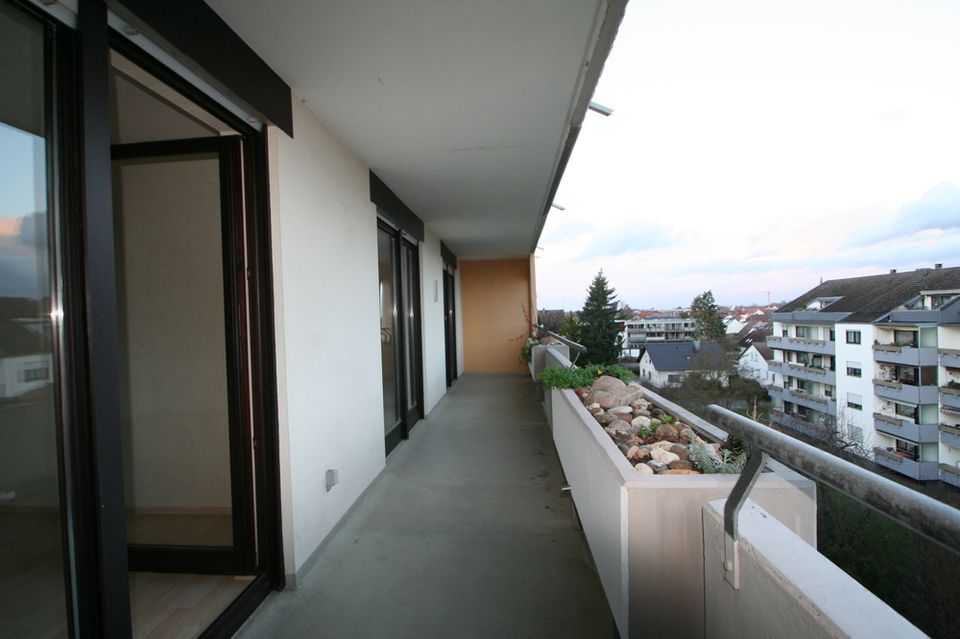 Provisionfreie Eigentumswohnung - 3 Zimmer - 86 m² - Balkon u. TG - Blankenloch Jasminweg 5, 4. OG in Stutensee