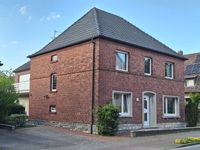 2-Familienhaus in Beelen, nach Bieterverfahren, Mindestgebot 265000€ (EG vermietet, OG leerstehend) Nordrhein-Westfalen - Beelen Vorschau