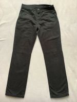 Lange Hose Stoff Baumwolle schwarz Jeans Größe 152 Berlin - Zehlendorf Vorschau