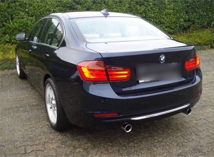 BMW 335i Luxury Line XDrive in Stuttgart