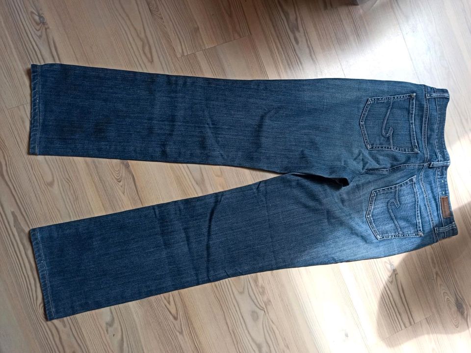 Jeans Cambio Gr. 40 neuwertig in Wuppertal