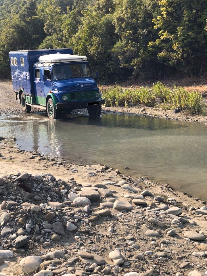 Mercedes Expeditionsfahrzeug / Camper 4x4, Kurzhauber LAF 1113 in Göttingen