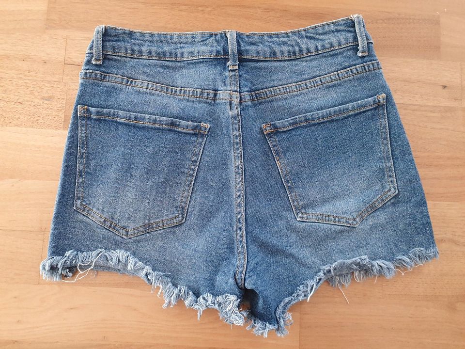 Vila Jeans Shorts Hotpants Gr. 36 in Kümmersbruck