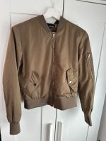 Tally Weijl Gr 36 kurzjacke Jacke in Khaki Baden-Württemberg - Burladingen Vorschau