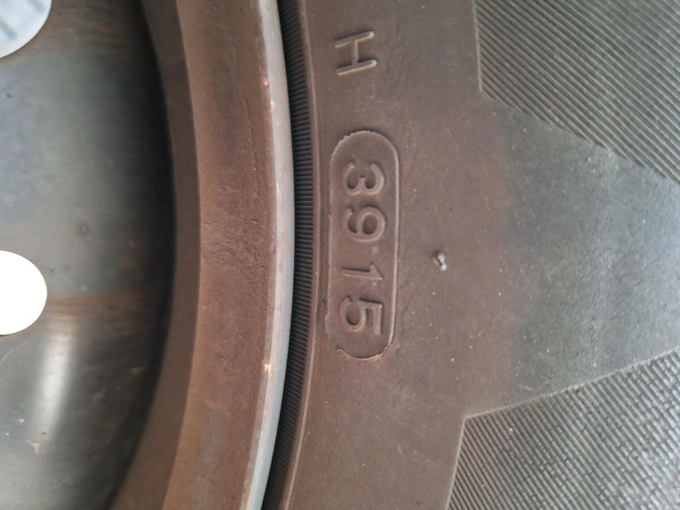 4x Stahlfelgen für Reifengröße 195/65R15 in Kleinrinderfeld