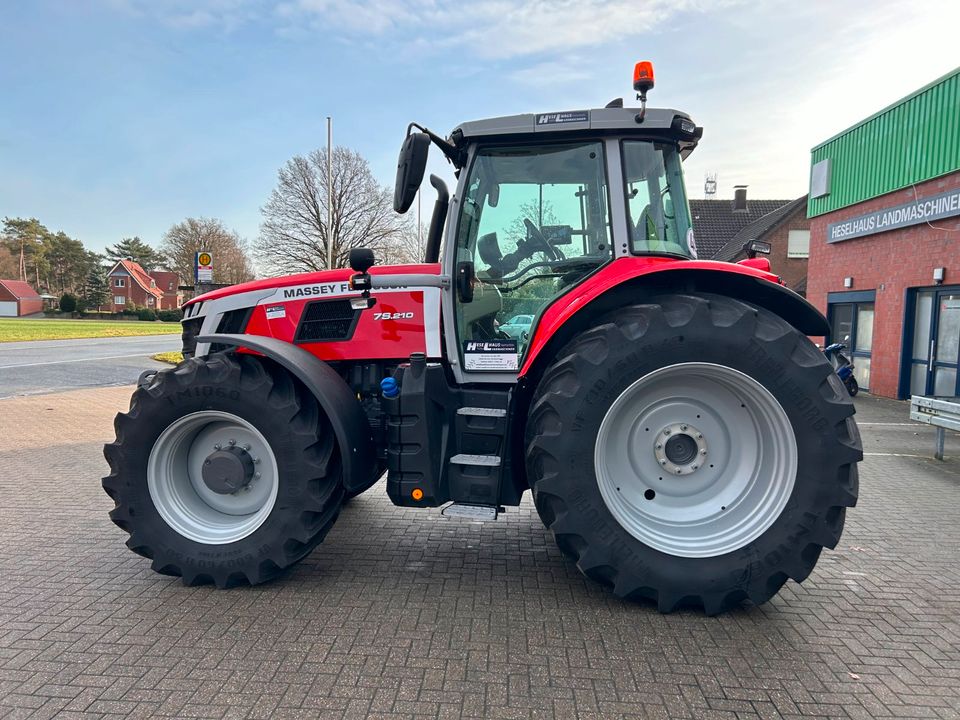 Massey Ferguson 7S.210 Dyna-VT Exclusiv in Borken