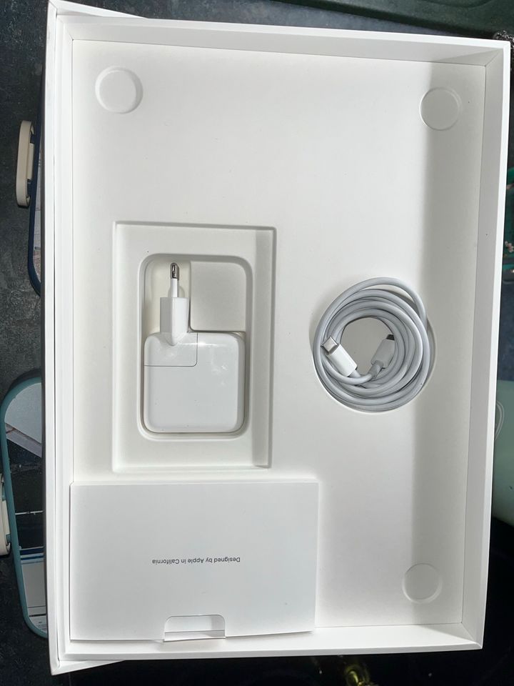 Apple MacBook Air mit Apple M1 Chip Notebook in Arnstadt