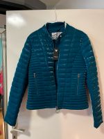 Schöne Jacke von Guess Neu NP 179,95€ Gr.L Hessen - Wiesbaden Vorschau