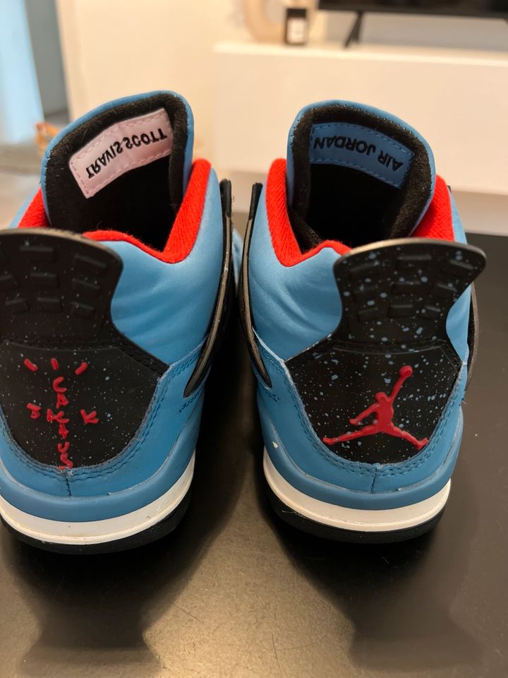 Nike Jordan 4 Travis Scott in Hagen