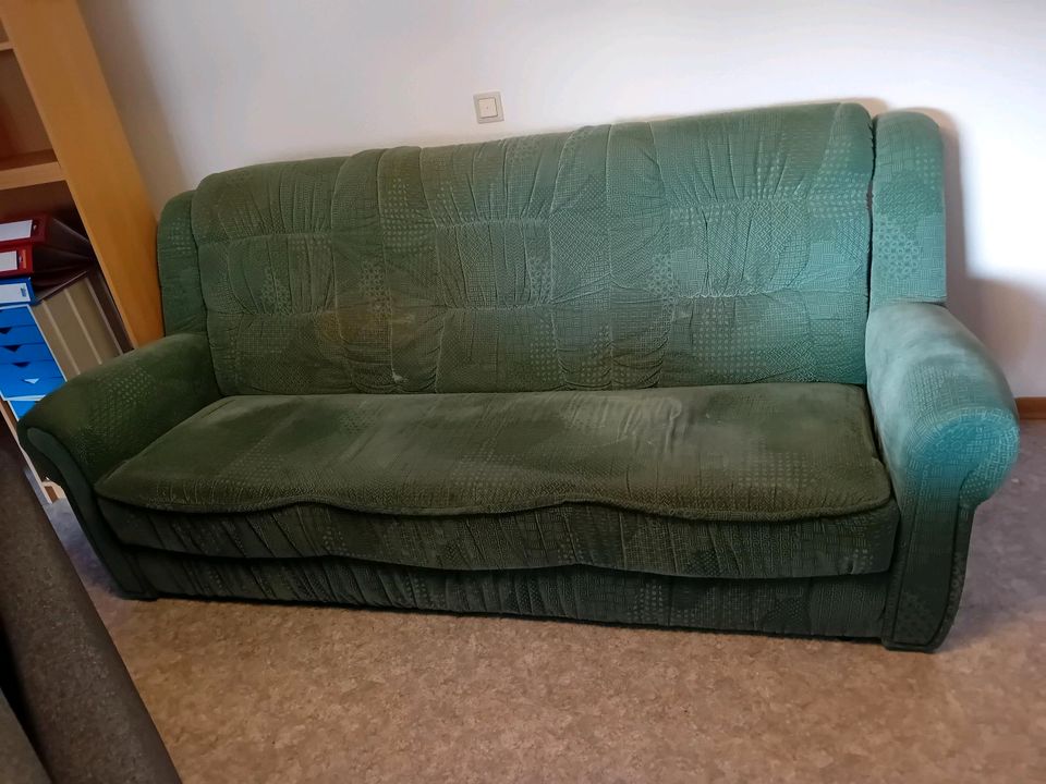 Couch zu verschenken, 87 x 200 x 96 cm, Selbstabholer in Nidda
