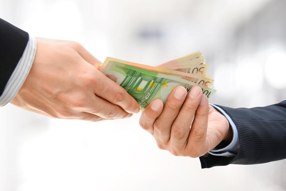 Reserviert • Gelöscht • 
                    Wohnungssuche ‼...