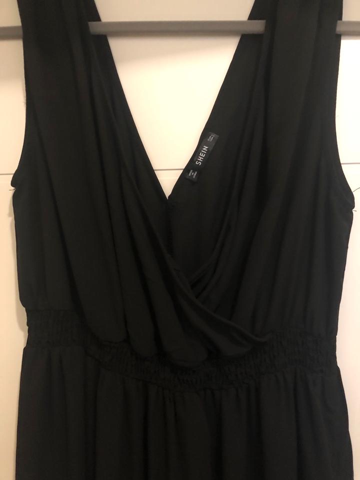Schwarzes langes Kleid in Gr L Ausschnitt Fransen in Stolberg (Rhld)