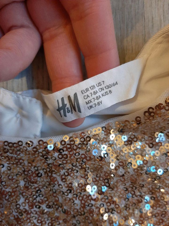 Goldenes Kleid H&M 128 festlich in Zwickau