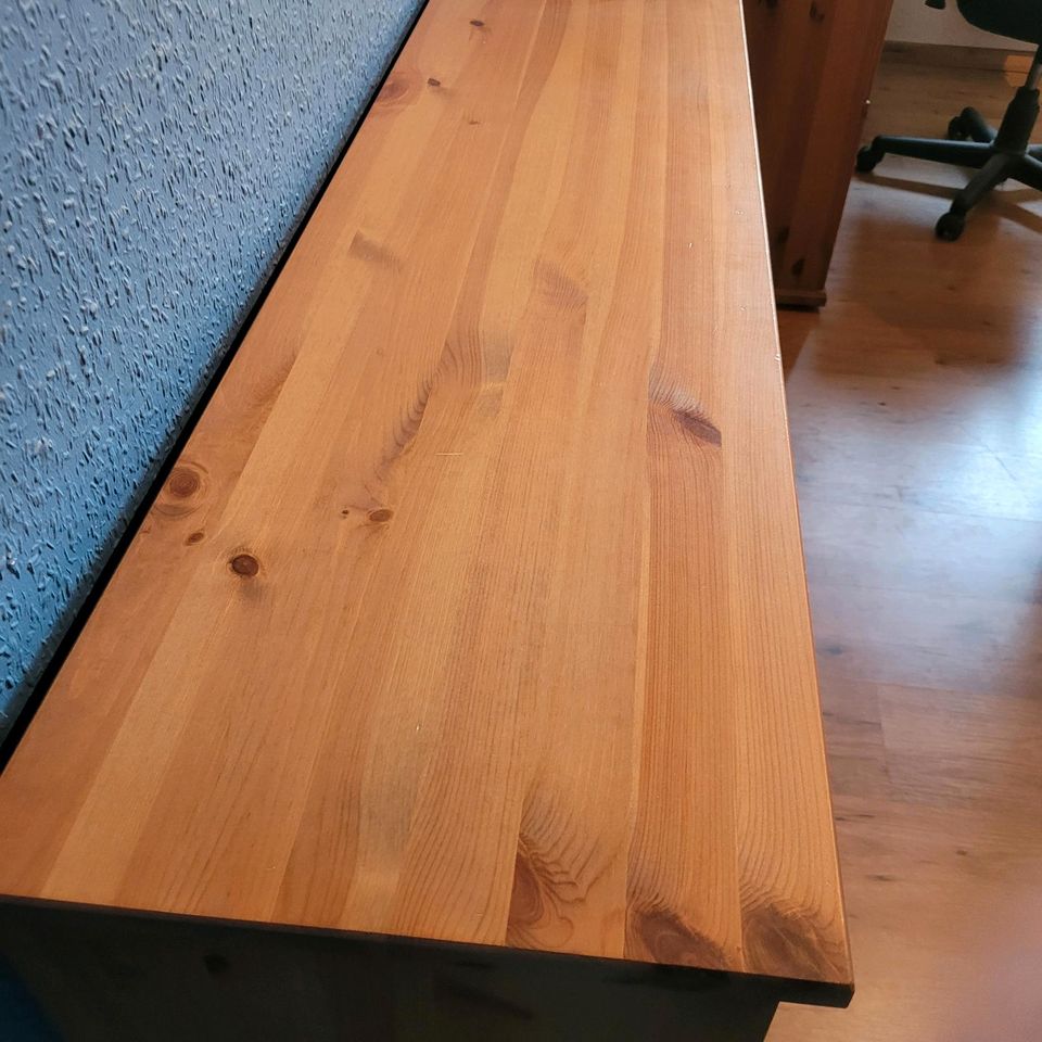 Schreibtisch, Sideboard & Aktenschrank ikea alve + Bürostuhl in Beverungen