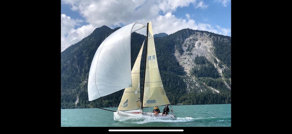 SpeedFeet18 no Seascape 18 Carbonmast Foliensegel Gennaker image