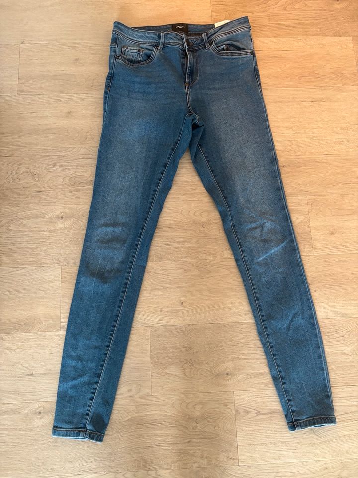 Blaue Jeans von Vero Mods in Flensburg