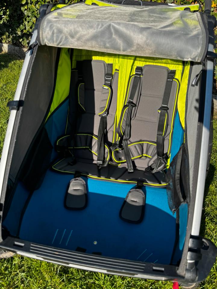 Thule Chariot Sport 2 in blau grün mit Zubehör zu verkaufen in Ritterhude