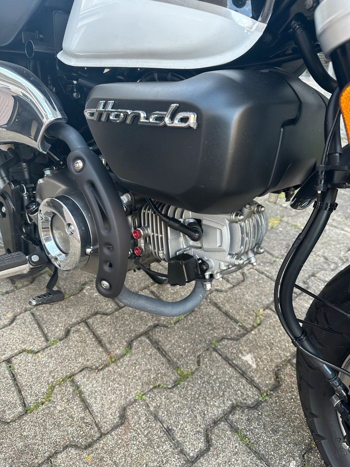 Honda Monkey 125 Schwarz in Winnenden